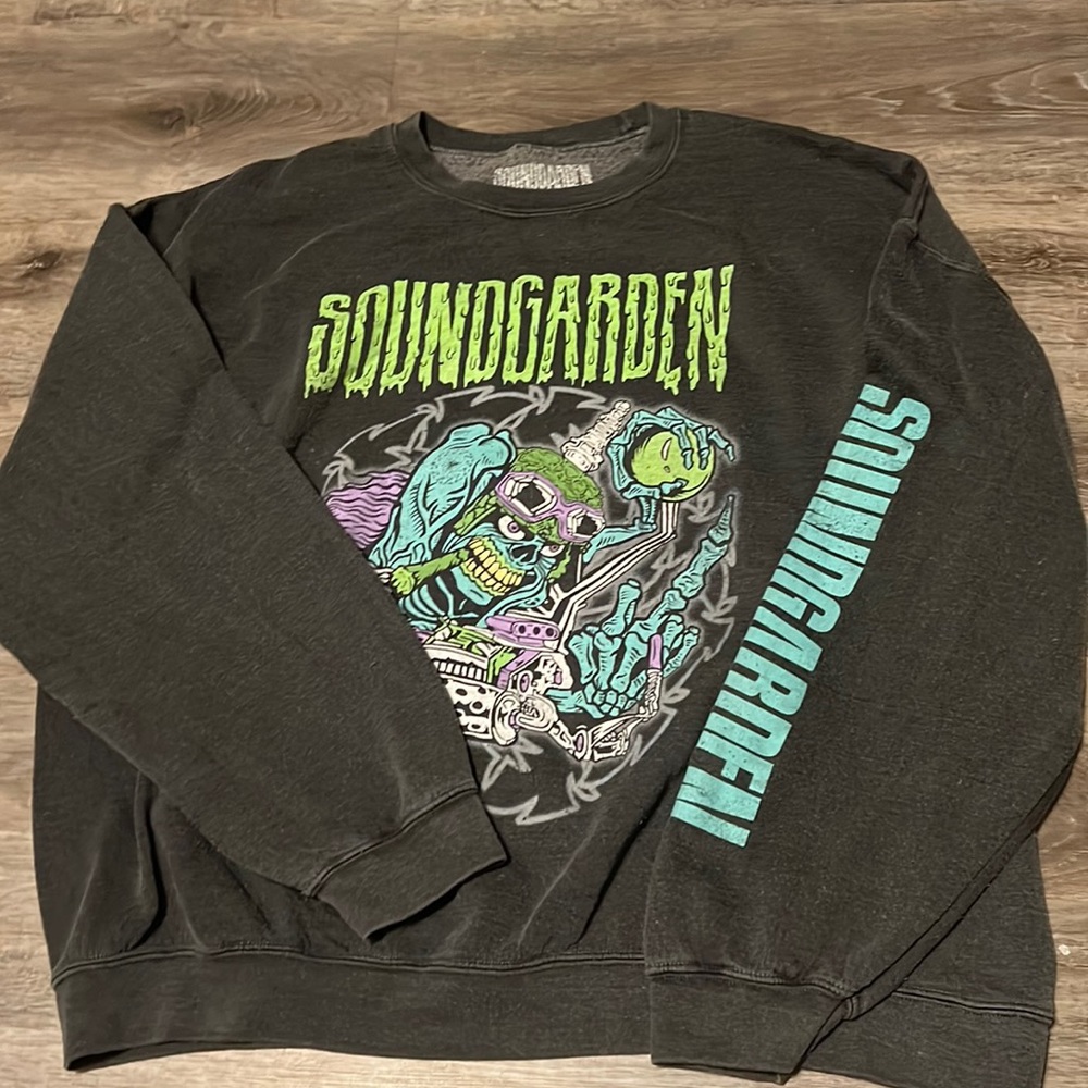 Urban outfitters crew neck